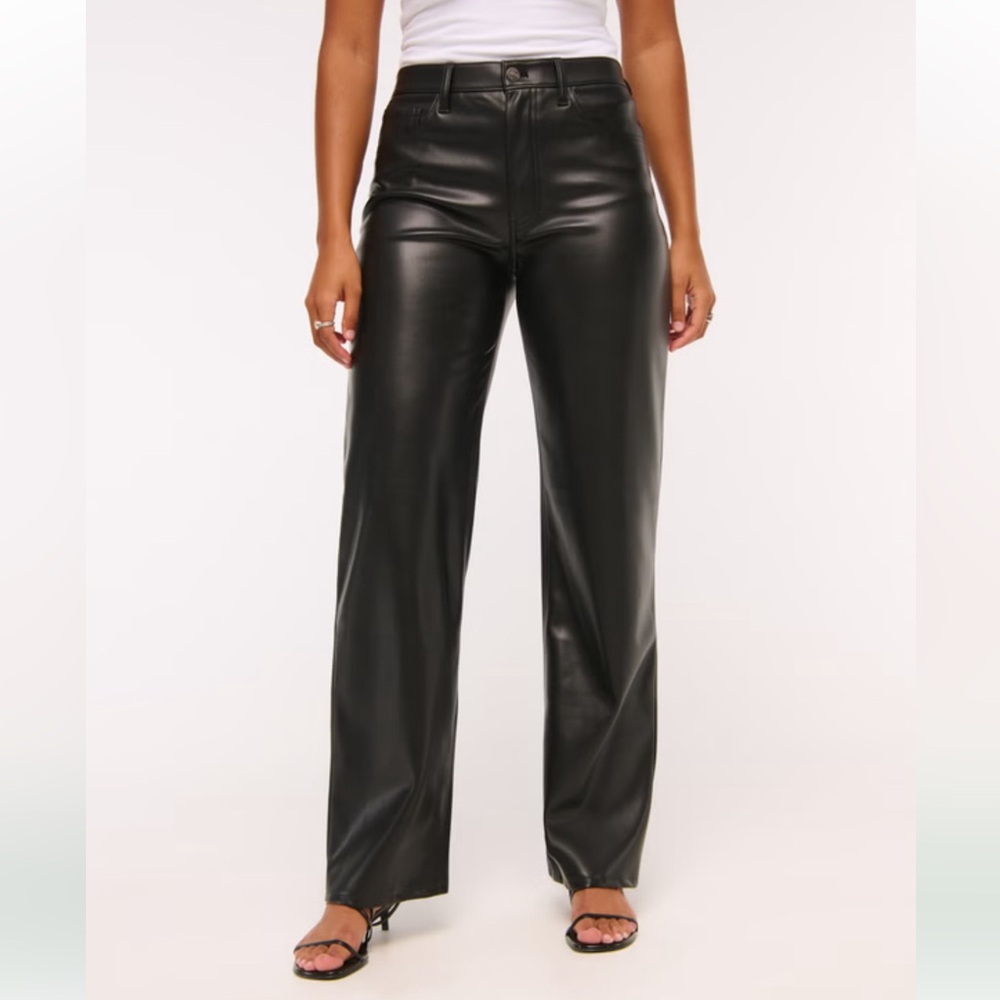 TALL NWT Curve Love High Rise 90s Relaxed Vegan Leather Pant - Picture 3 of 7
